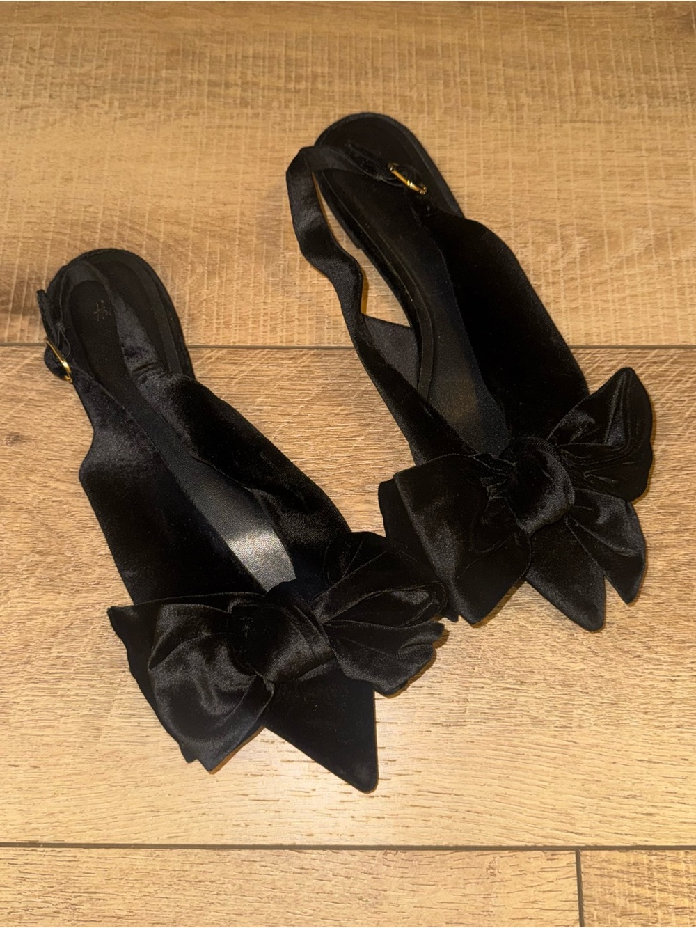 H&M black bow-detail velour Slingback Flats